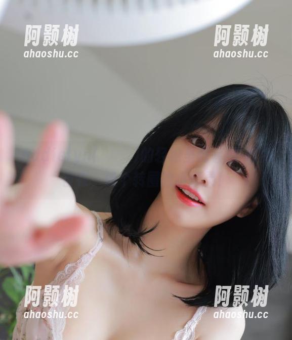 Addielyn(에디린)的轻松圣诞套图-自由自在，像个转圈的小精灵！-阿颢树