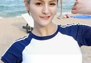 Feilin嗲囡囡 - Emily尹菲JK合集：让我不自觉地停留在这儿，难道我太久没见美了？