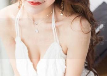 GIRLT果团网 - 陈雅漫，果然套装也能玩出新花样，获取这些资源，干脆秀一秀吧。