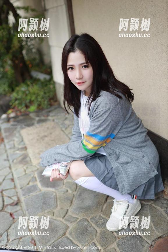 MFStar模范学院 - 当Ellie艾栗栗变成泳池女王：水花四溅的精选大作！｜精选图片-阿颢树