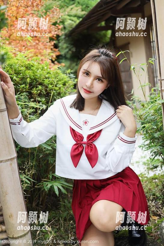 MyGirl美媛馆 - 绮里嘉Carina的牛仔裤大杂烩：快来下载，保证带给你不一样的视角！-阿颢树