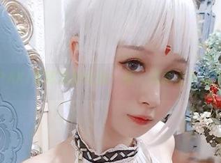 精选PAKI草莓酱的长腿：看，这腿上有故事吗？