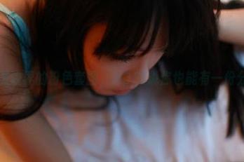 打破审美边界的粉色套图，ROSI说你也能有一份分享权。