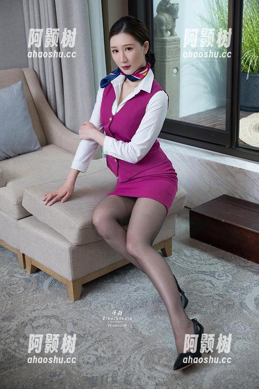 TouTiao头条女神 - 学妹系列的美图，张梓然这回又带给我们新的惊艳，分享好货！-阿颢树
