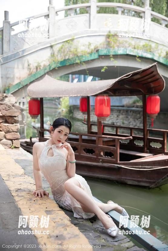 Xiuren秀人网 - CherryBlessU的泳装写真，找个角落坐下慢慢欣赏-阿颢树
