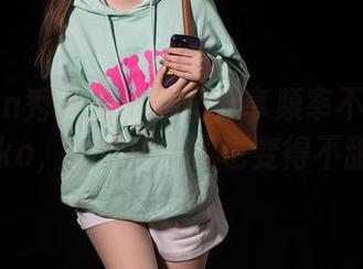 Xiuren秀人网 - 原图分享频率不低的七七kiko，甜心看多了也变得不甜了？