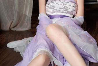 Xiuren秀人网 - 双人游戏开始，娜露Selena带你体验美图与资源的完美结合！