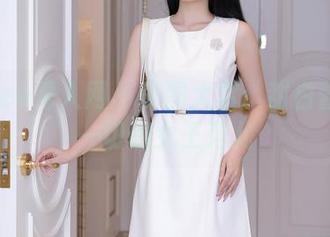 Xiuren秀人网 - 美图大赏：甜白酱支配一切的女王范儿