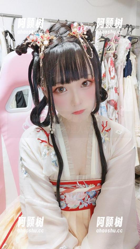 Yuki亭 Yuki亭的定制水着之旅,让加藤恵成为了图片中的迷人幻影