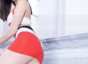 beautyleg - 总觉得Maggie的油亮美图合集里每一张都透着些未经言说的张力。