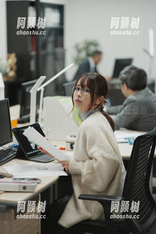隔壁的美姬：いくみ(育美)的相部屋宿泊高清日常-阿颢树
