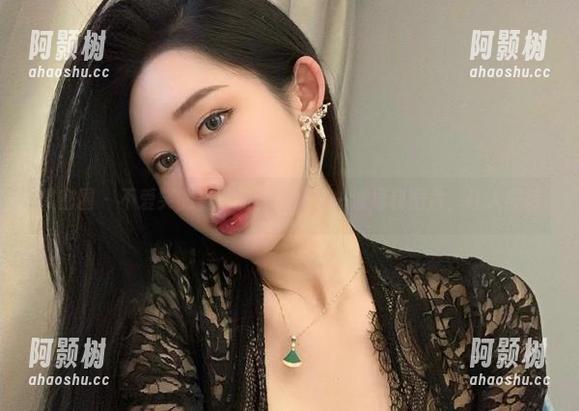 微密圈 - 不爱笑的赛琳的丝袜，来一波福利图片，让人期待-阿颢树