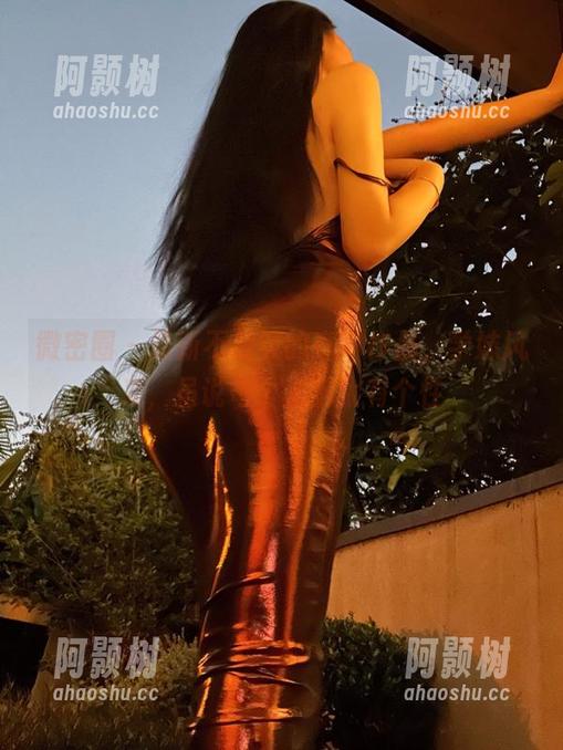 微密圈 - 最新不爱笑的赛琳作品，学妹风采，虽说每个人都太有个性-阿颢树