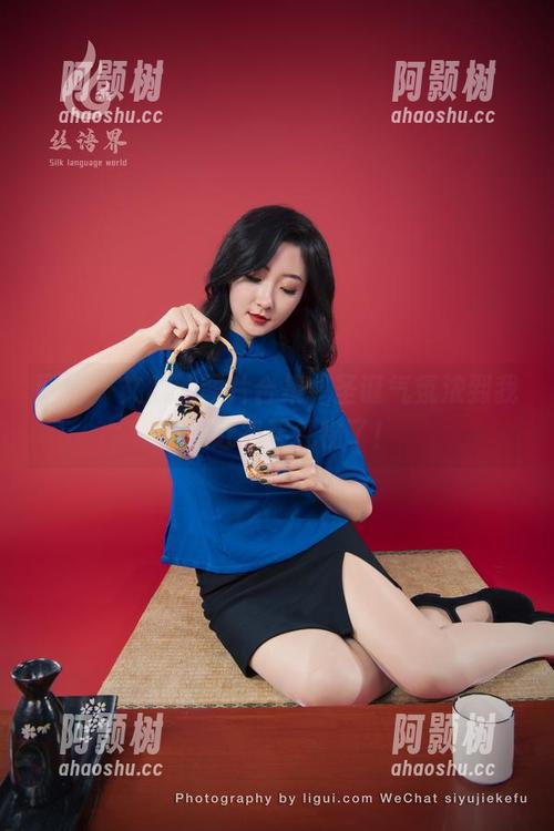 丽柜 - 文欣的图片合集,圣诞气氛浓到我都想赶紧买礼物了!-阿颢树 丽柜 - 文欣的图片合集,圣诞气氛浓到我都想赶紧买礼物了!-阿颢树