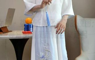 初夏女神 - 柒柒新娘化妆间的原图：超乎寻常的最美新娘合集走起