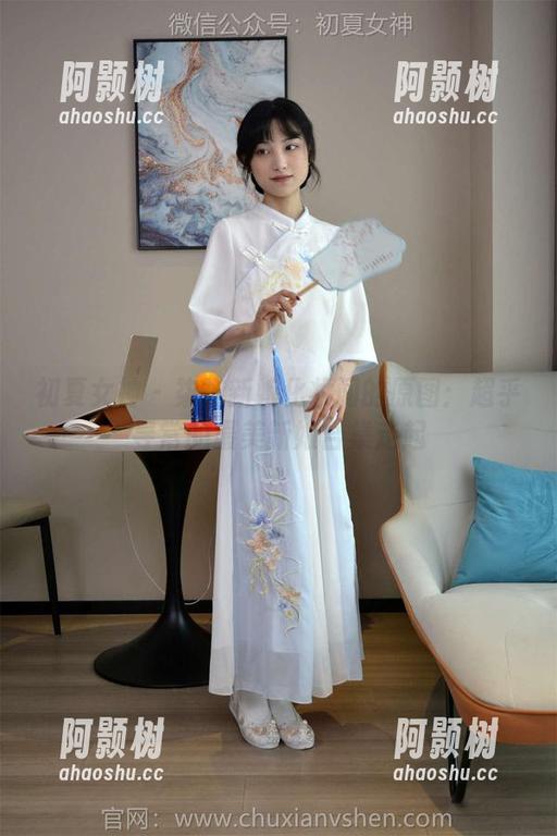 初夏女神 - 柒柒新娘化妆间的原图：超乎寻常的最美新娘合集走起-阿颢树