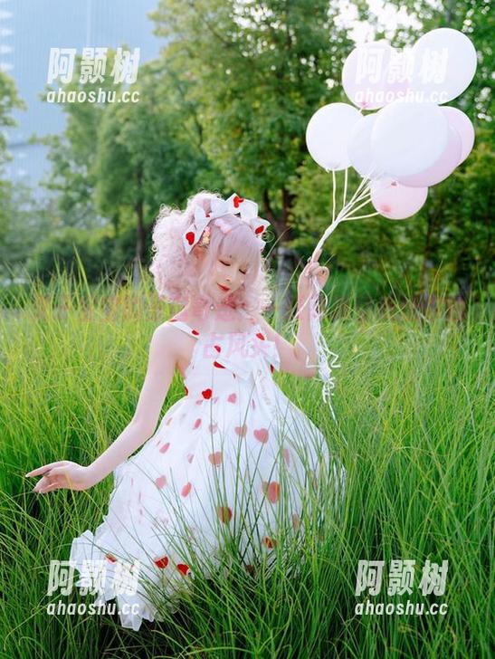叉子宝宝的圣诞奇迹：一张高清壁纸让你独占风头！-阿颢树