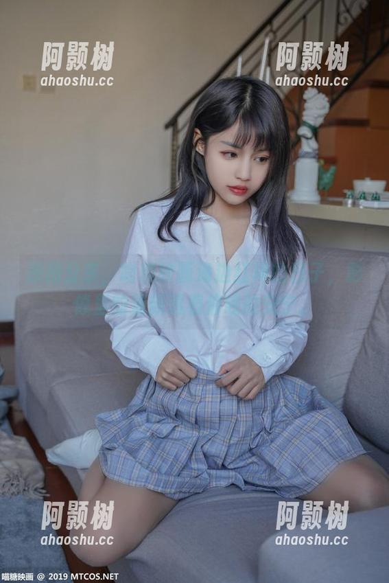 原图分享，喵糖映画海边红裙的日子，影像里的清新透着傍晚的安宁。-阿颢树