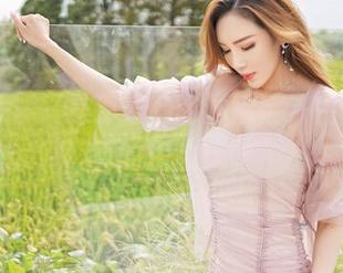 嗲囡囡 - 又是那缭乱的沐娜娜，白丝图集真的很会玩。