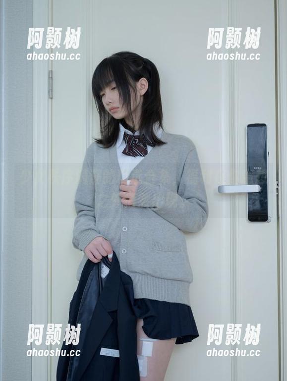 少女秩序满满的精选合集，福利在你意想之外悄然出现。-阿颢树