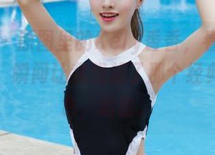 尤物馆 - 原图里的Kely香香，看水手服的样子，瞬间让我想起了那个经典动漫角色，哈哈。