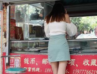 异思趣向 - 千年旗袍唤醒的小宝：无圣光追寻，“写真”也能眼前一亮。
