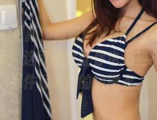 推女神 - 更新！徐妍馨Mandy的睡衣图包，提示：这可能会让你也渴望换上自己那件标志性的破睡衣。