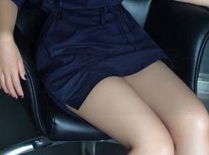 推女郎 - 连体衣的超高辨识度—扫描图库，梁棋棋让人想去一探究竟。