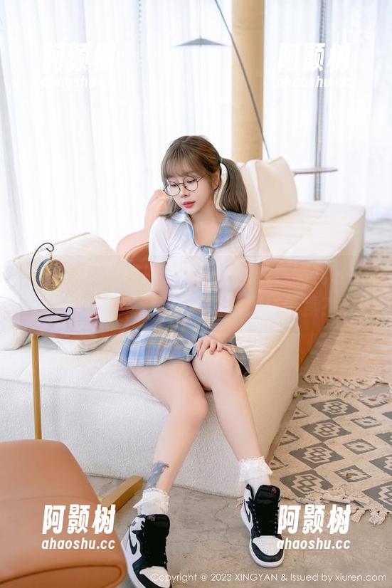 星颜社 - 这组恩一修女的图片，嘴角轻扬，似乎在暗示资源里的别样情愫？-阿颢树