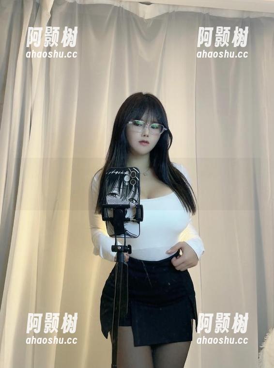 微密圈 - 是可馨耶好像在和服中舞动,每一帧都是值得留存的美图资源!-阿颢树 微密圈 - 是可馨耶好像在和服中舞动,每一帧都是值得留存的美图资源!-阿颢树