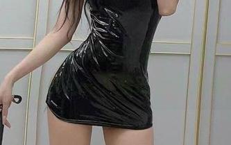 微密圈 - 看李嘉欣97的居家写真，仿佛我也该重新审视一下我的家居风格了。