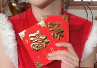 清水由乃的棉袜写真：是个袜子模特吧，能跟我聊聊衣服的搭配吗？