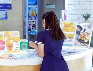 爱丝 - 欣杨的街角写真，差点以为是一场即兴小剧场