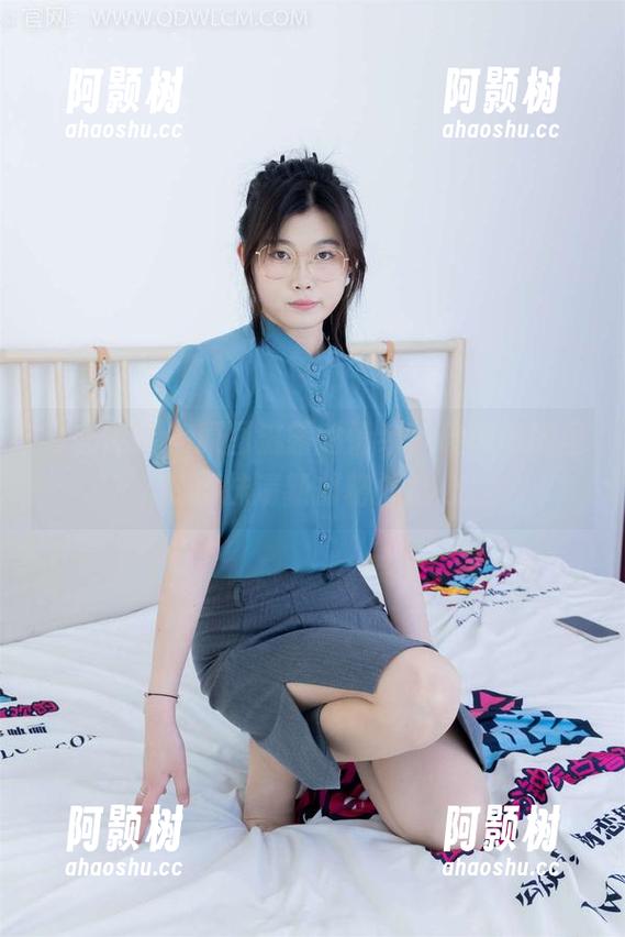 物恋传媒 - 原图流露的情绪，佳琪私房里的那抹清新却格外揪心-阿颢树