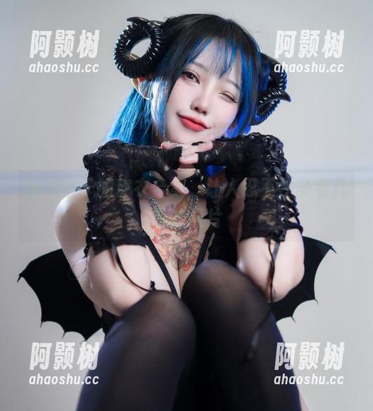 狐洛洛子的皮衣合集，让人忍不住多看几眼的照片-阿颢树