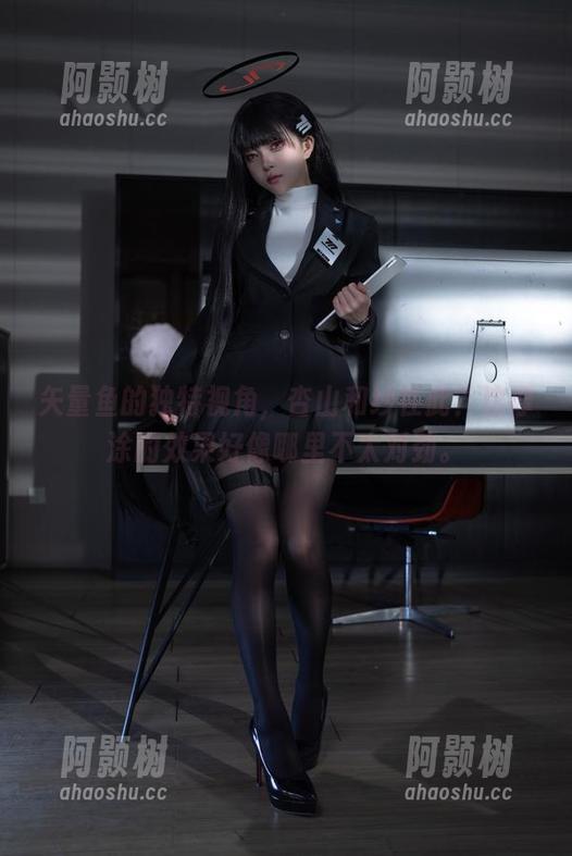 矢量鱼的独特视角，杏山和纱在此？这厚涂的效果好像哪里不太对劲。-阿颢树