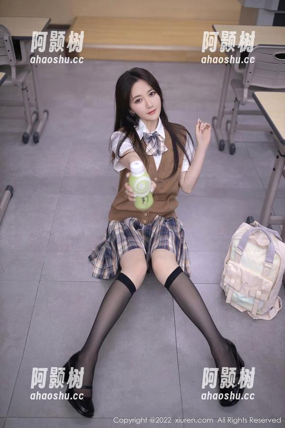 秀人网 - 更新提醒!Laura苏雨彤的“甜心”帅到我了吗?我只想默默传播这颜值!-阿颢树 秀人网 - 更新提醒!Laura苏雨彤的“甜心”帅到我了吗?我只想默默传播这颜值!-阿颢树