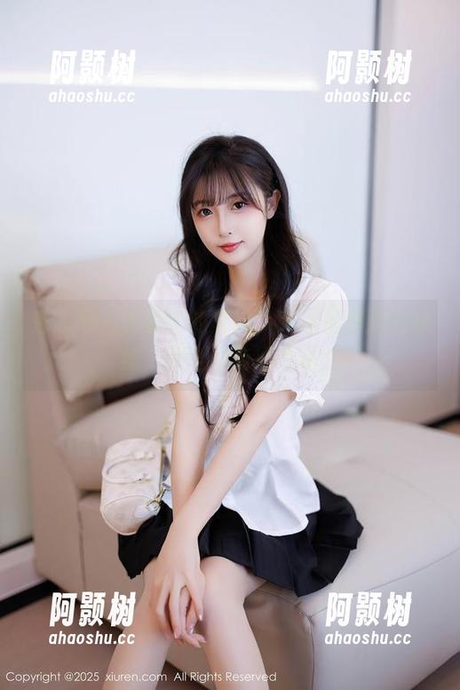 秀人网 - 夏旖诺的清纯，高清里满满的单纯，完全没有心机吗？-阿颢树