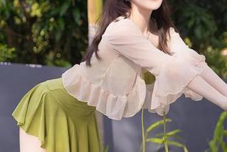 秀人网 - 这是大美媚京的兔女郎作品原图，偷懒不藏私的事情又来了。