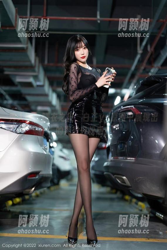 秀人网 - 睡衣之美，白芷yy原图中展现出的那股轻松感！-阿颢树