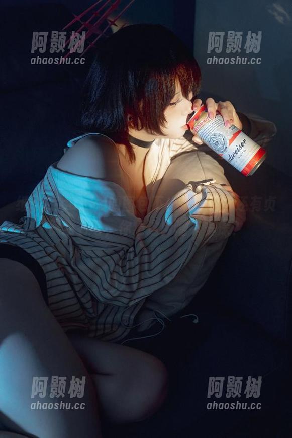 纸悦Etsu_ko的图包不止是福利，还有贞德的名号，你猜这内涵有多深？-阿颢树