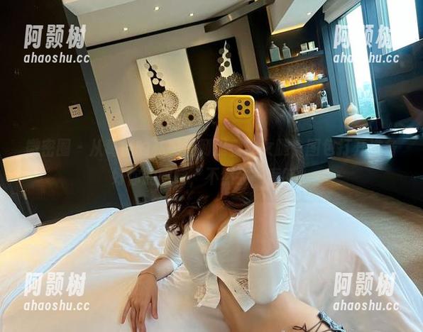 微密圈 - 从葛征的私拍系列里看仙女腿，图包打开准备好你的眼睛，不然会一直眨！-阿颢树