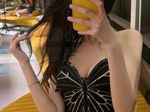 微密圈 - 办公桌的小冒险：葛征带来了不同寻常的美图和套图，这身衣服真不赖哦！