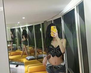 微密圈 - 不只是衣服，葛征连体衣合集，下载前准备好观后感。