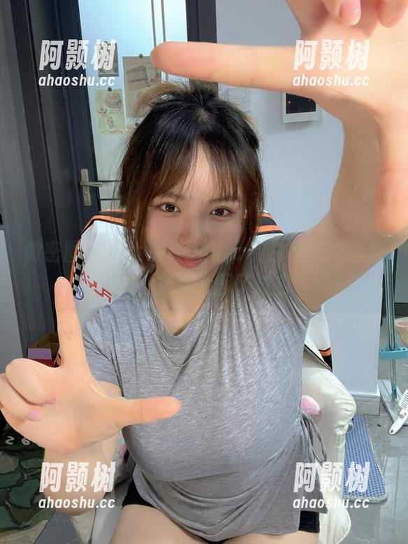 微密圈 - 不止是葱油饼er，白色的纯粹合集，把我晃回了过去-阿颢树