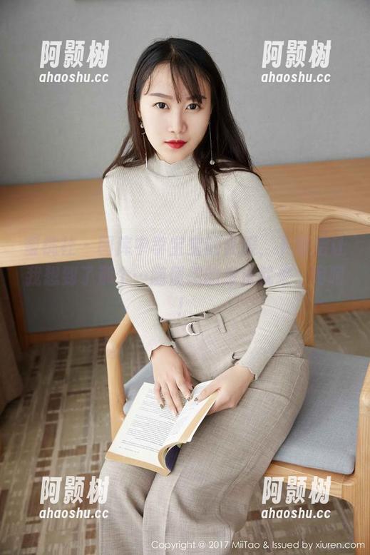 蜜桃社-李宝宝 蜜桃社 - 图库中李宝宝的礼服,下载后让我想到了那个…随便想的想法就来,呵呵!