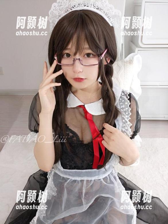 迷之呆梨的网袜写真：这一集，腿和袜子都有话要说？-阿颢树