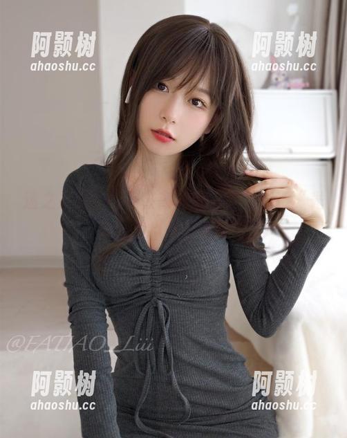 迷之呆梨的裸足在高清镜头下，难道“光鲜”可以如此解读？-阿颢树