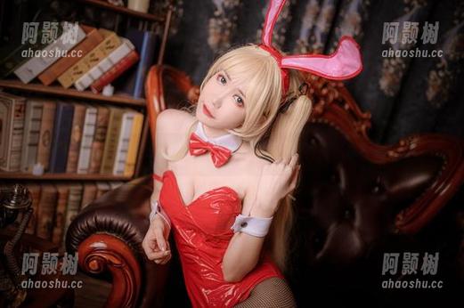 阮邑Fairy也有高光时刻：爱宕高清写真，滴水不漏！-阿颢树