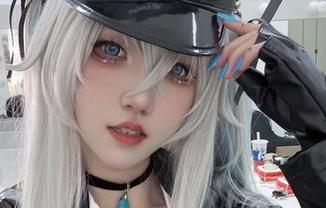 阿薰kaOri的套图，真爱版“薰薰加油包1.3”，下载吧，不然会有小幽灵缠上你哦～
